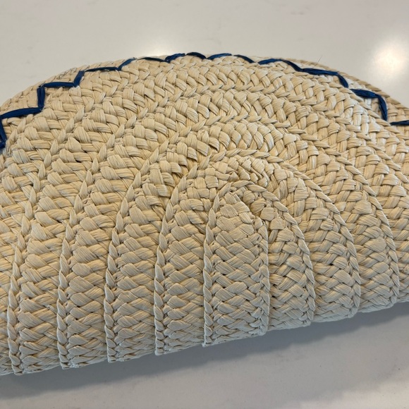 INC International Concepts Woven Clutch with Colorful Tassel taco shaped - Picture 7 of 10